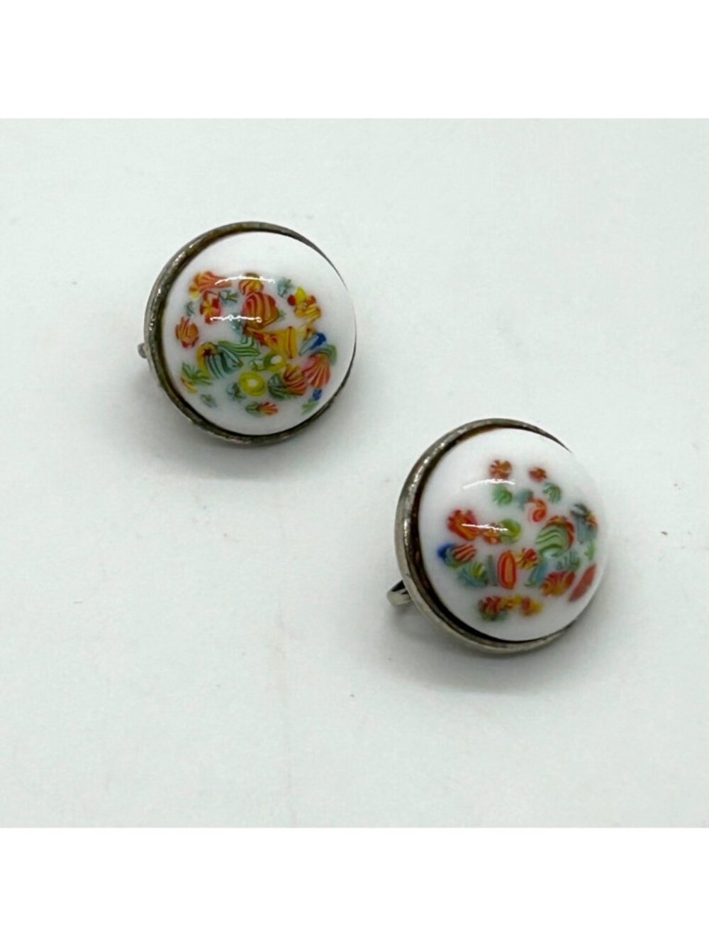 Vintage Hand Painted Porcelain Clip-On Earrings Floral Motif 3/4" Silver-tone - Picture 3 of 10